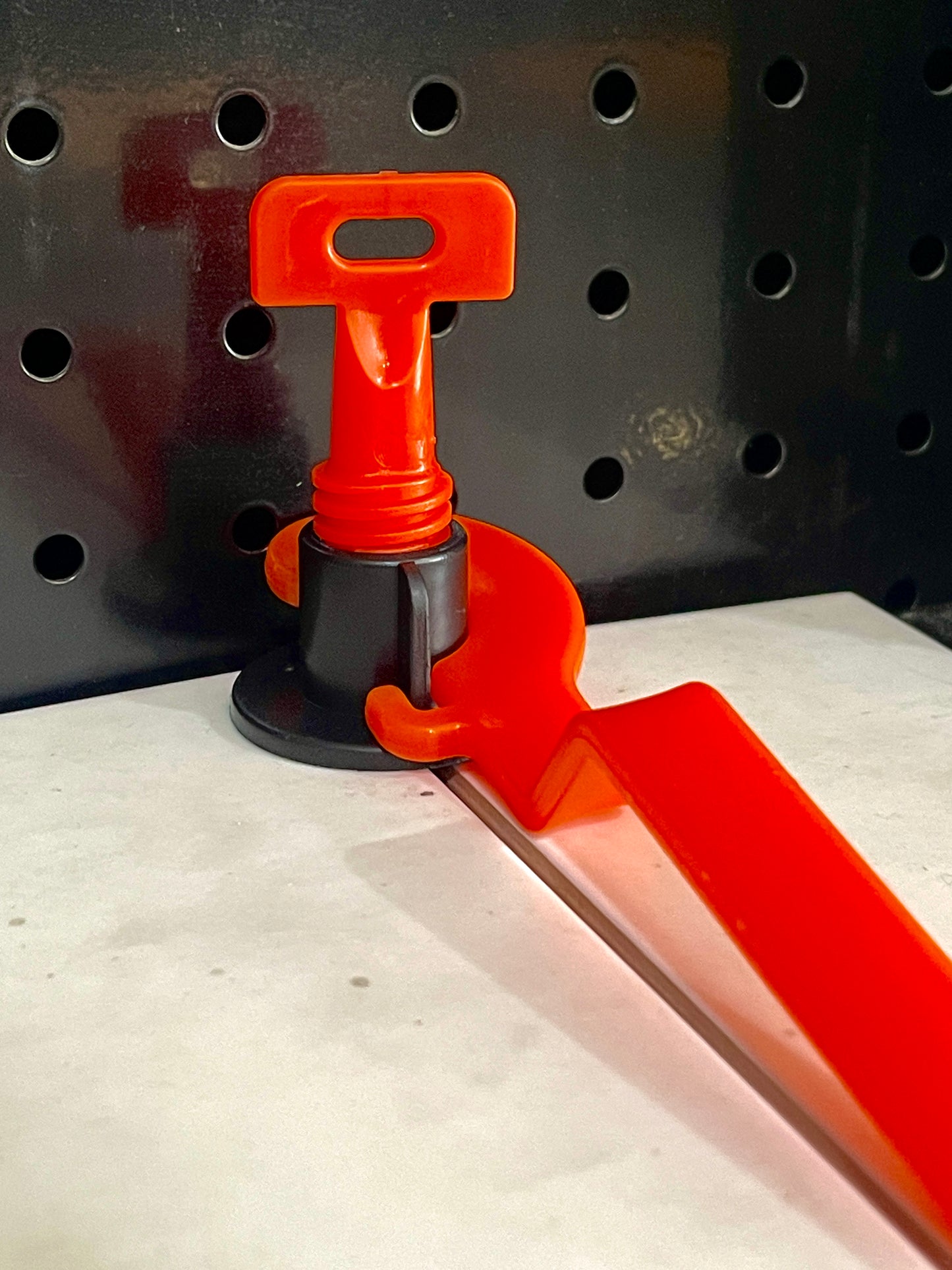 JAG Reusable Tile Leveling System